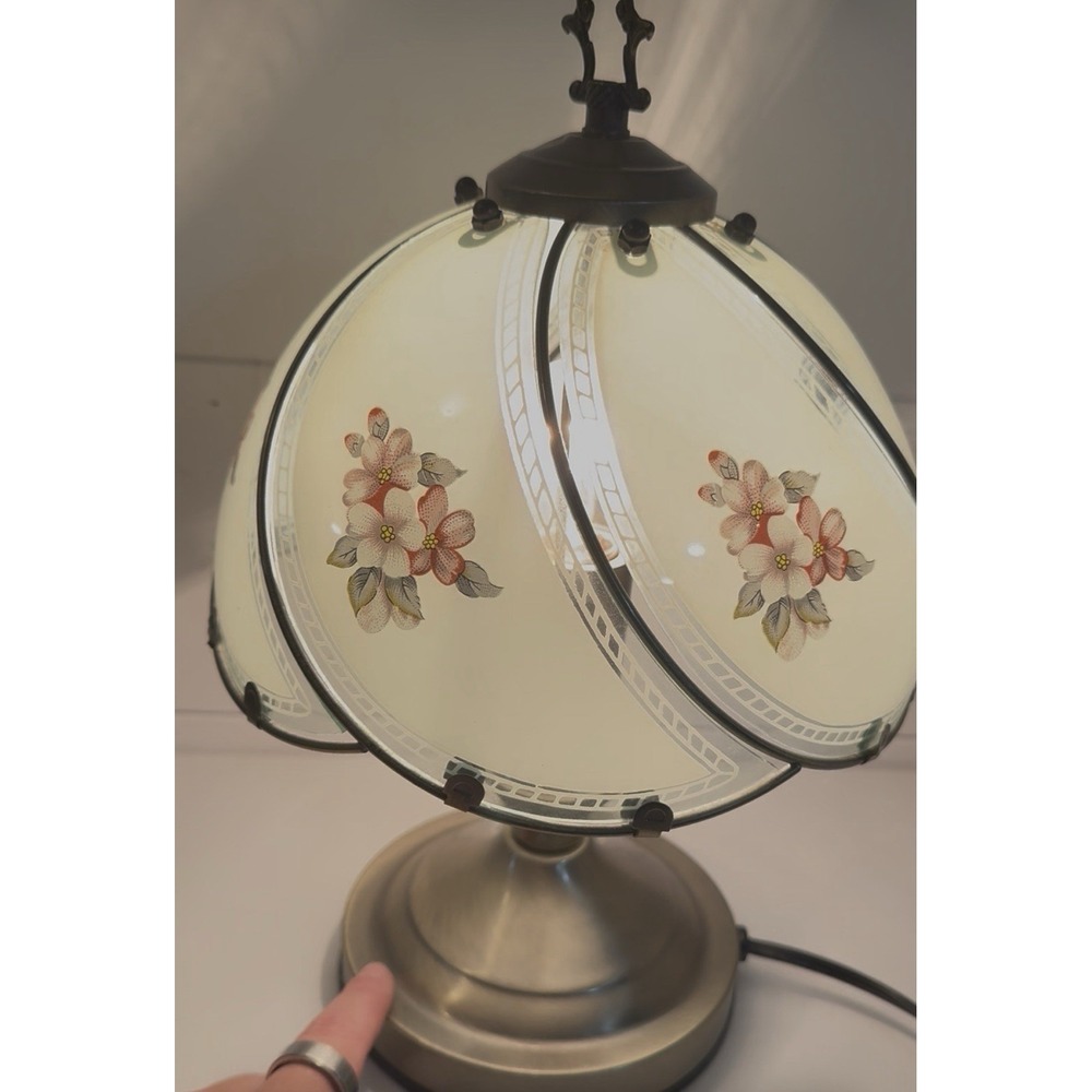 Vintage 3-Way Gold Tone Touch Accent Lamp 6 Swoop Blue Floral Glass Panels‎ 14"
